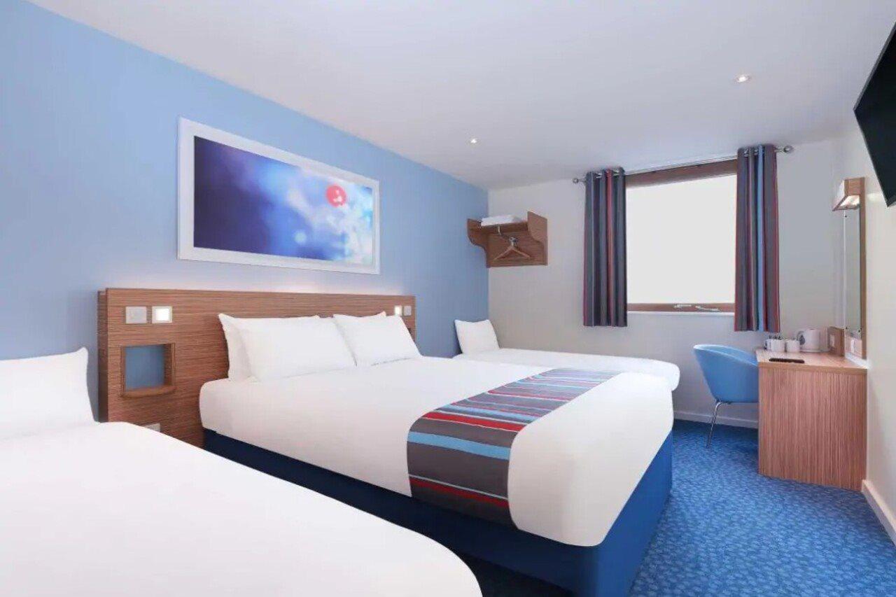 Travelodge Bracknell Central Dış mekan fotoğraf