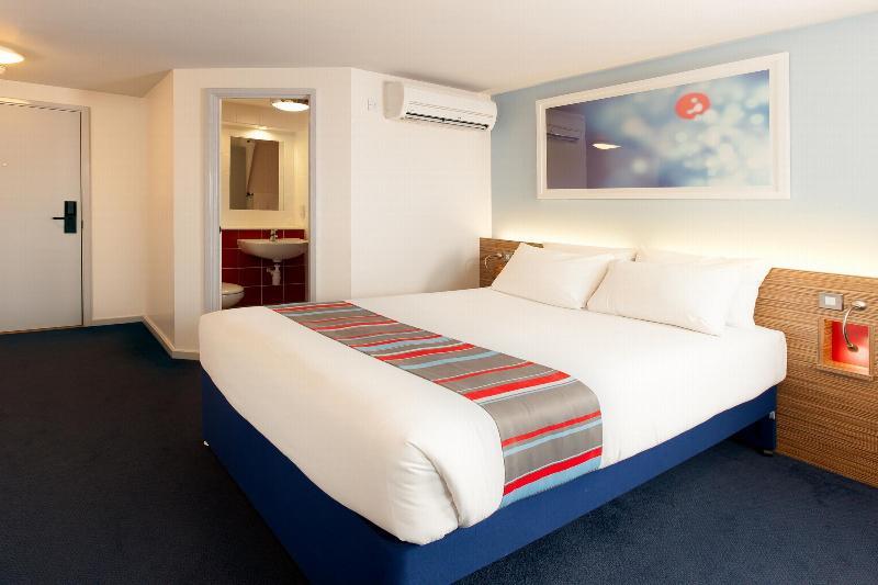 Travelodge Bracknell Central Dış mekan fotoğraf