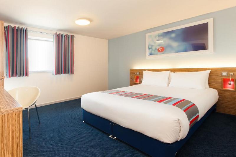Travelodge Bracknell Central Dış mekan fotoğraf